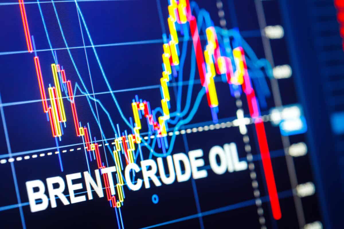 I’d Put $1,000 Into These 2 Dividend Stocks Before the Next Dip