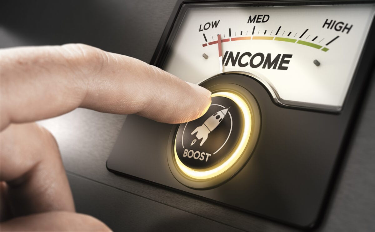 The 7.4% Dividend Stock Paying Cash Every 30 Days